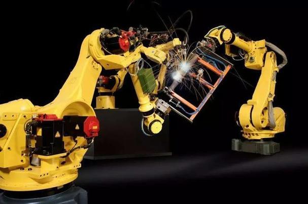 不是开玩笑,机器人已开始在汽车工厂跟人类抢饭碗了!